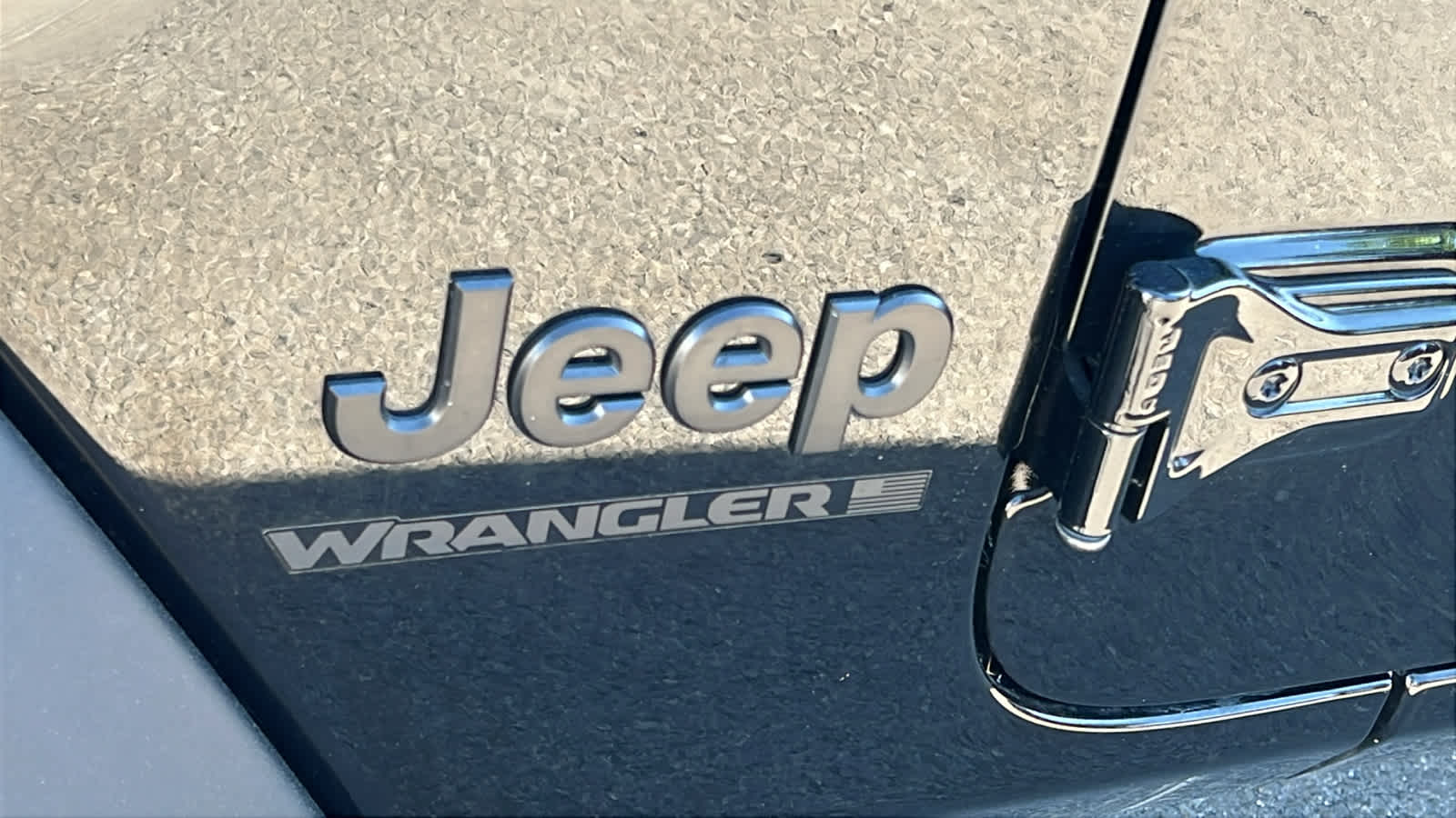 Thumbnail: 2024 Jeep Wrangler - 28