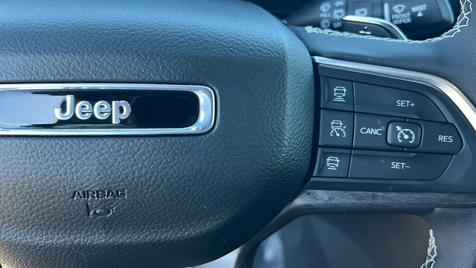 Thumbnail: 2024 Jeep Grand Cherokee - 20