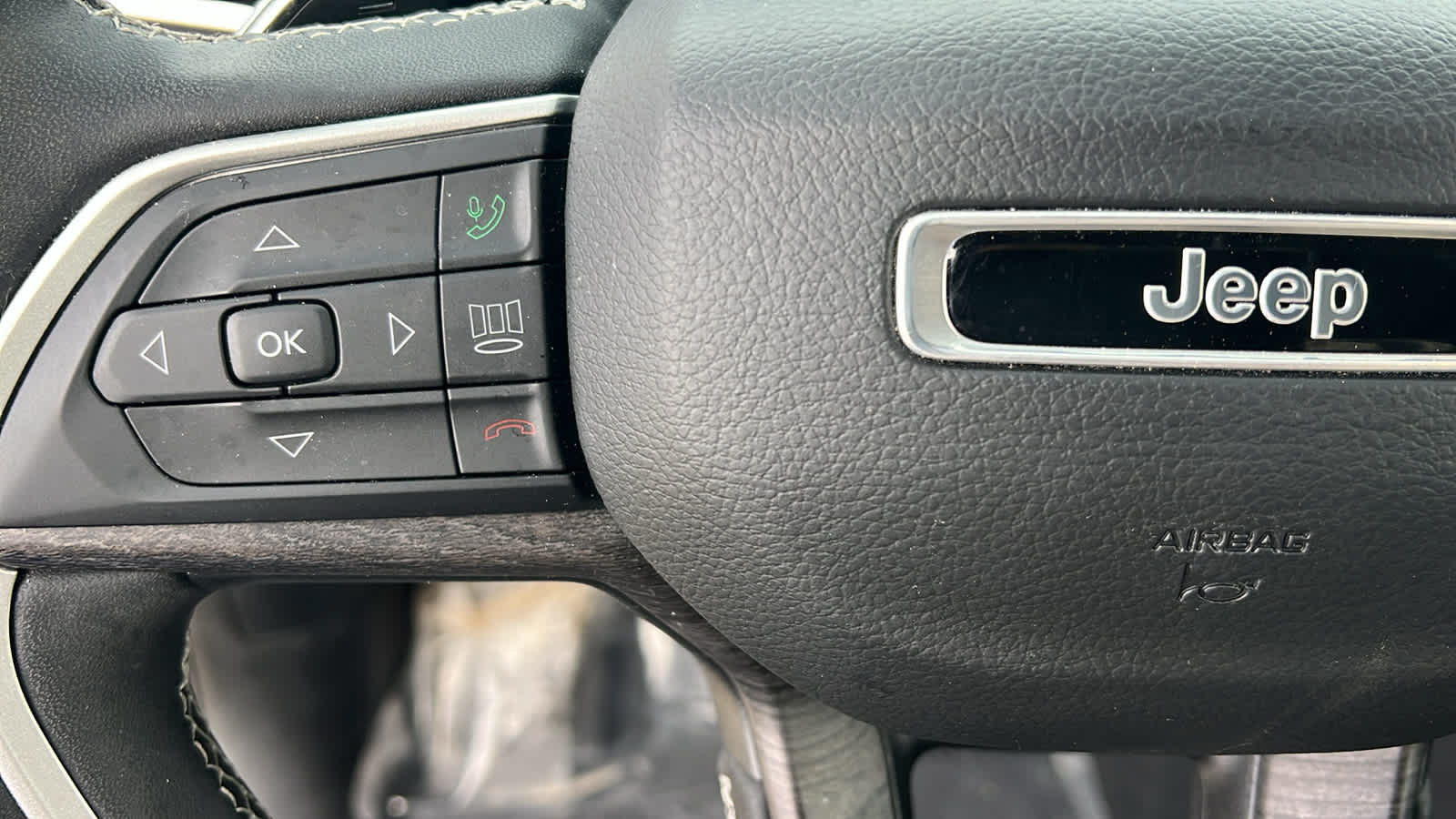 Thumbnail: 2022 Jeep Grand Cherokee - 19