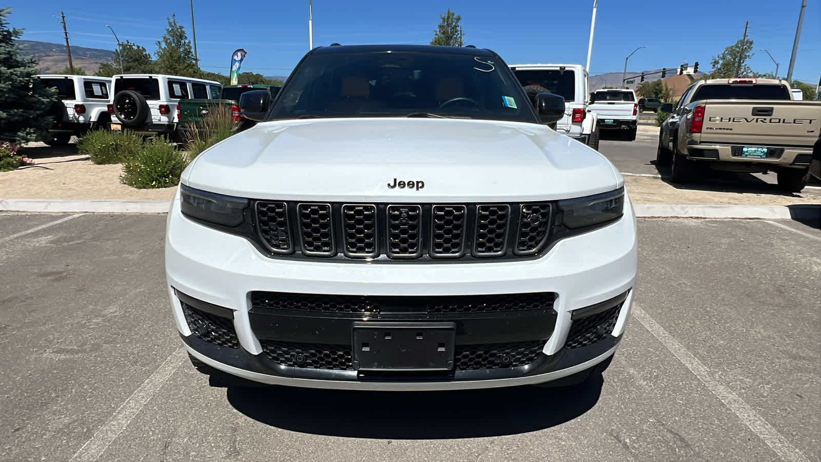 Thumbnail: 2023 Jeep Grand Cherokee - 2