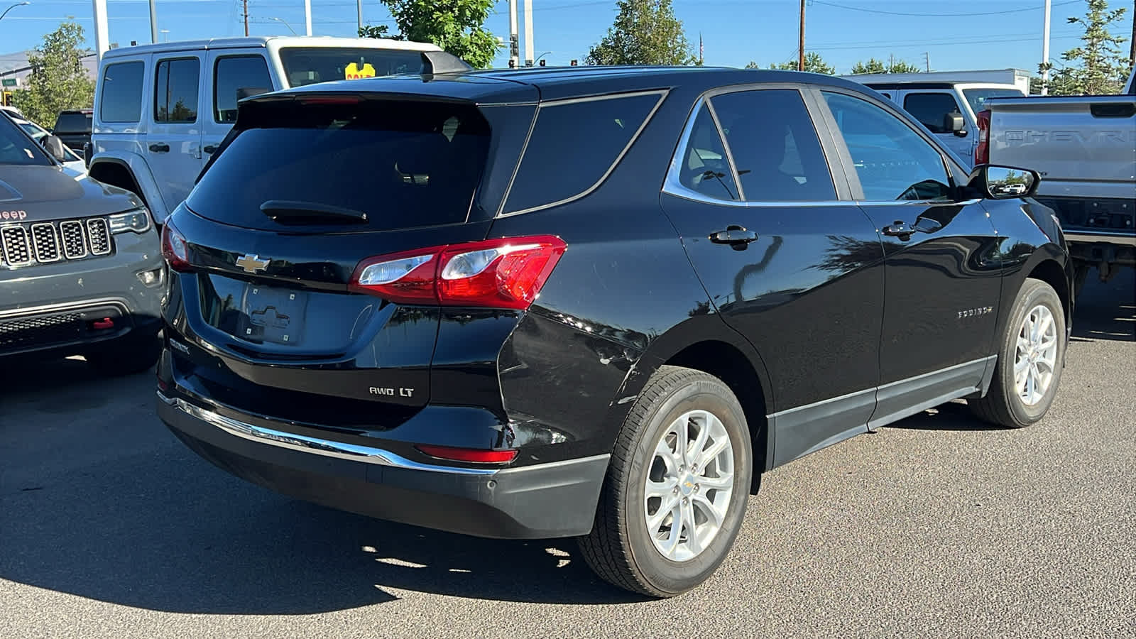 Thumbnail: 2021 Chevrolet Equinox - 4