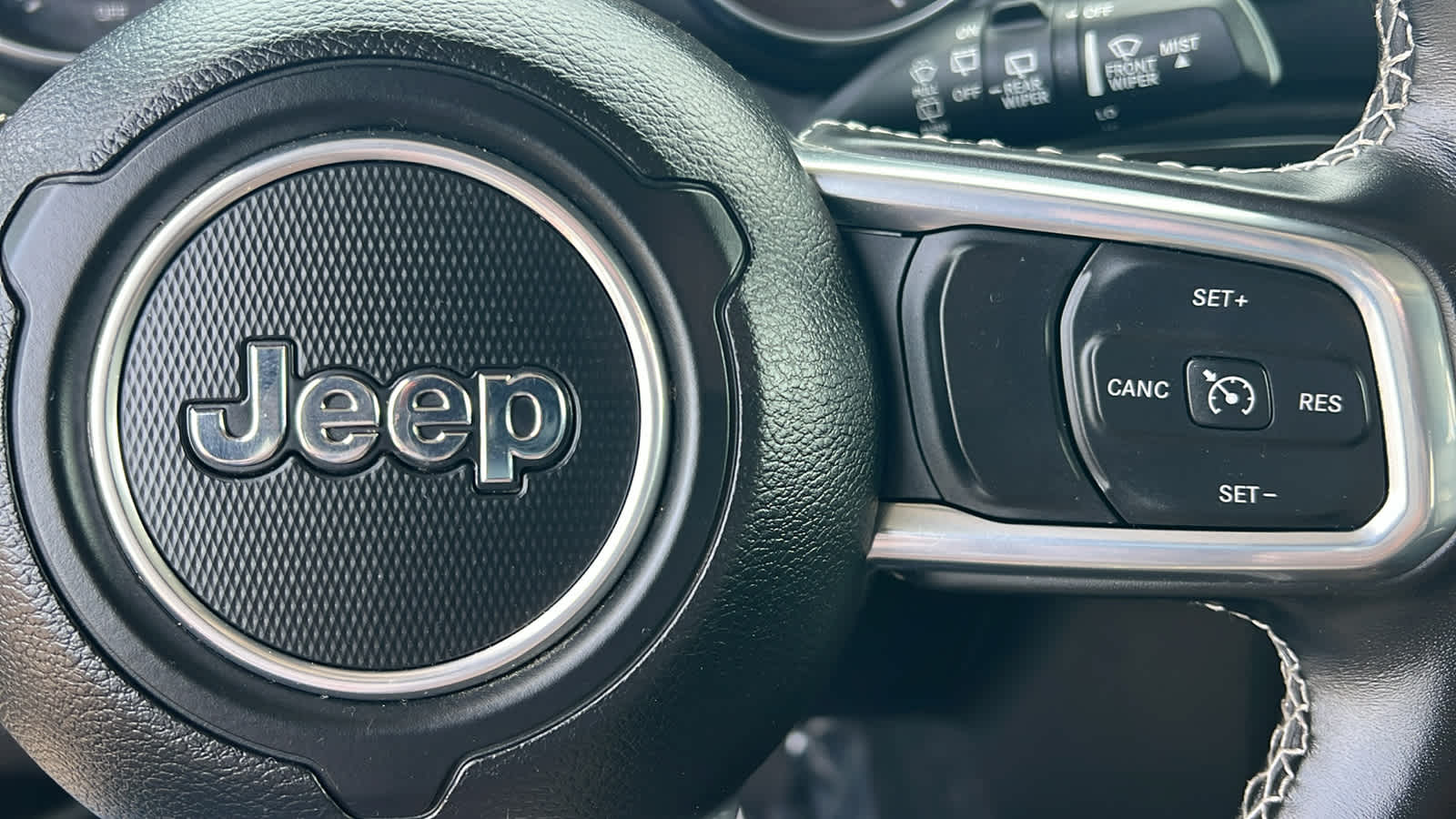 Thumbnail: 2022 Jeep Wrangler - 20