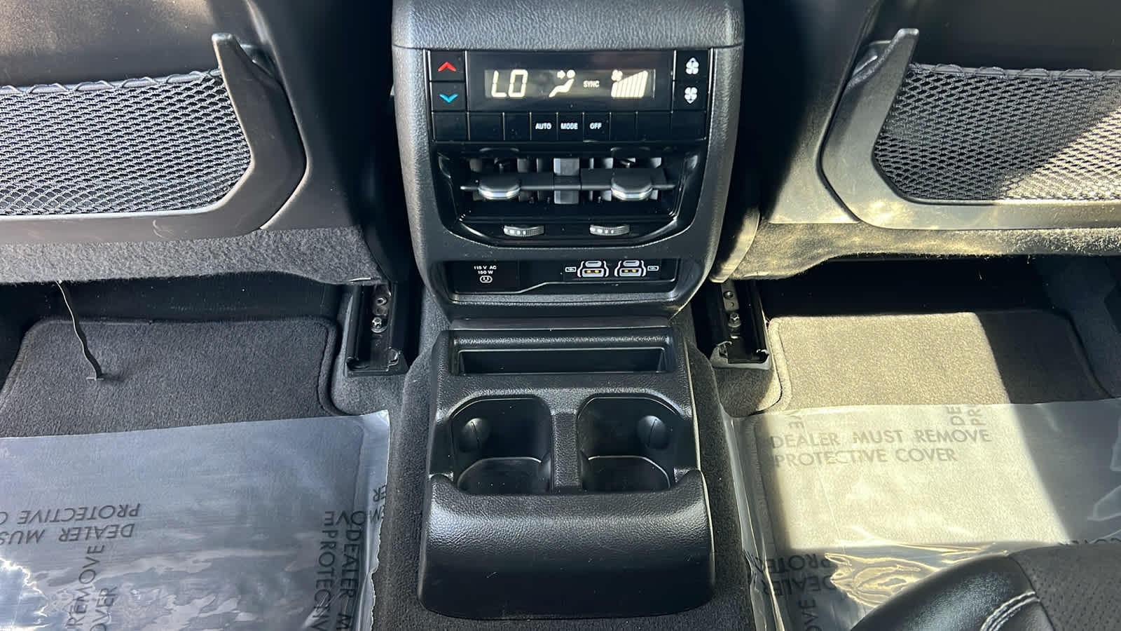 Thumbnail: 2023 Jeep Grand Cherokee - 25