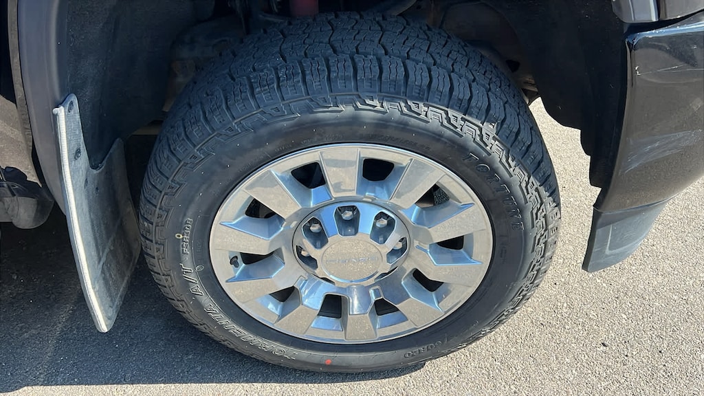 Used 2016 GMC Sierra 2500HD Denali Truck Crew Cab