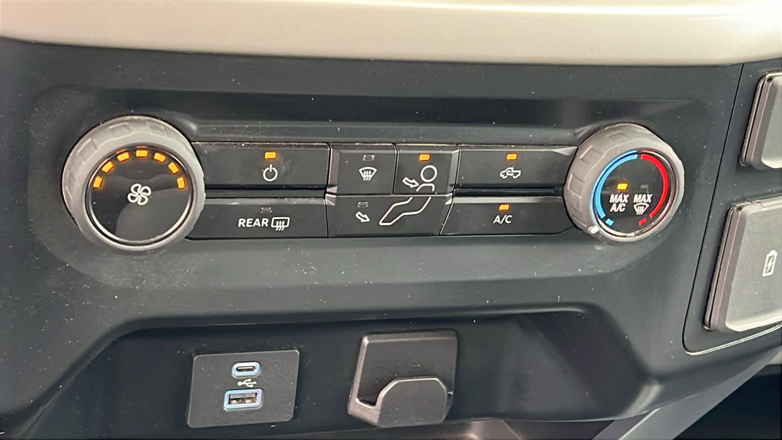 2023 Ford F-150 XLT - Photo 14