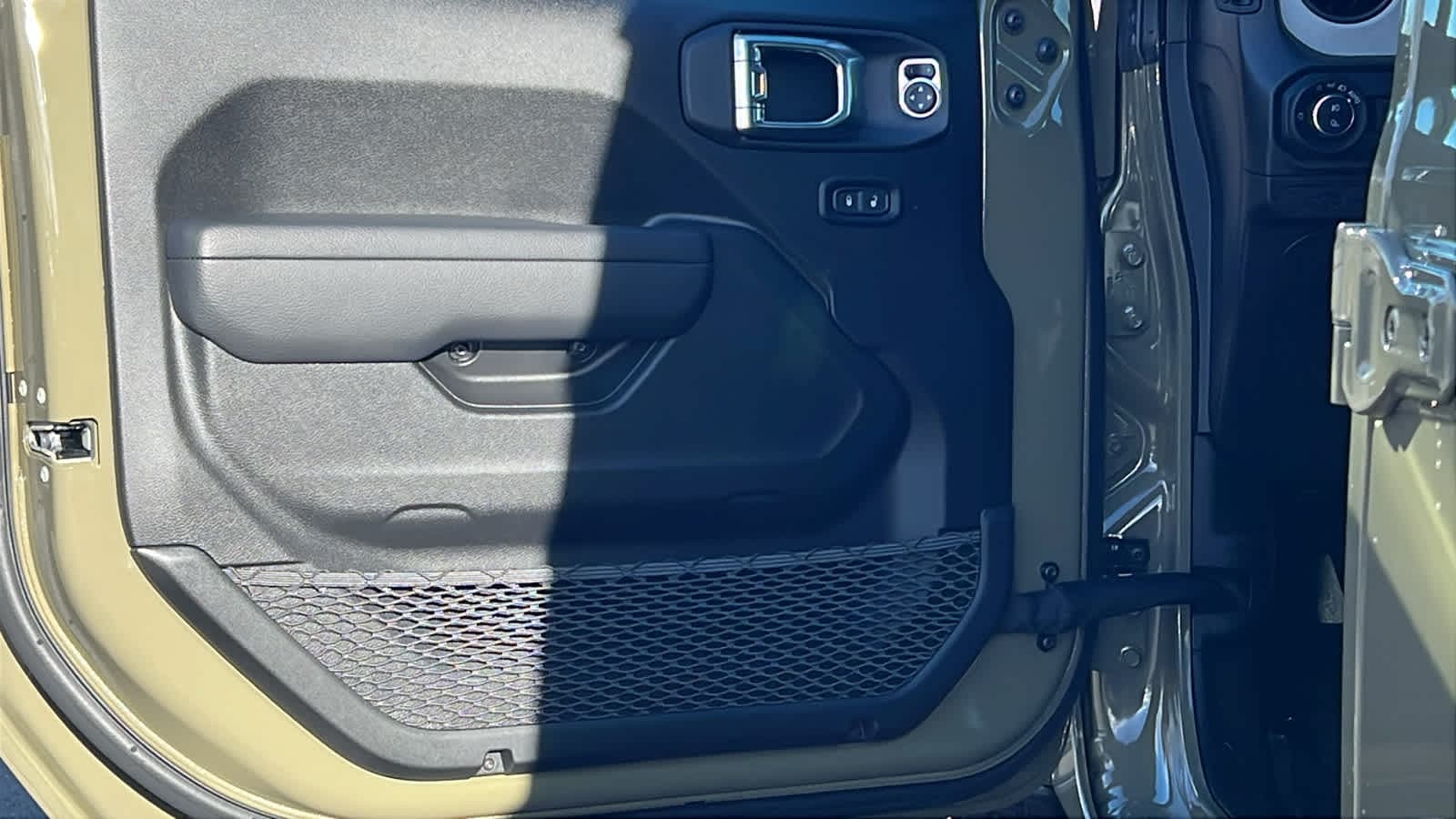 Thumbnail: 2026 Jeep Gladiator - 23