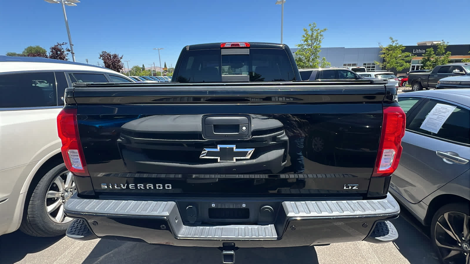 Thumbnail: 2017 Chevrolet Silverado 1500 - 7