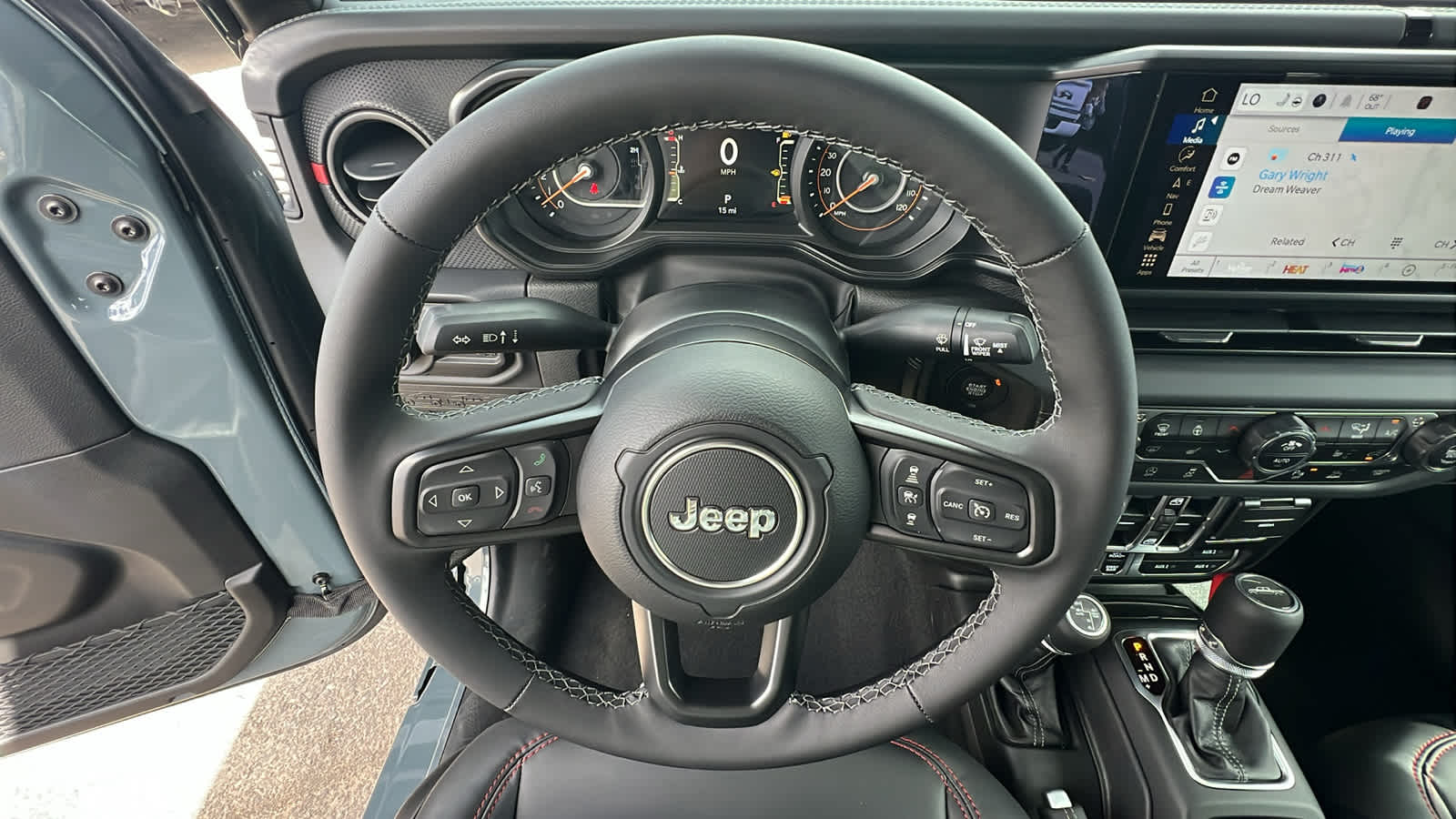 Thumbnail: 2025 Jeep Gladiator - 18