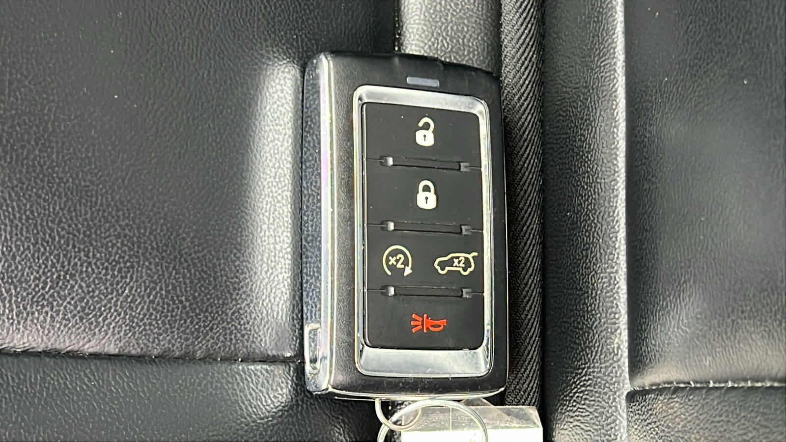 Thumbnail: 2022 Jeep Grand Cherokee - 29