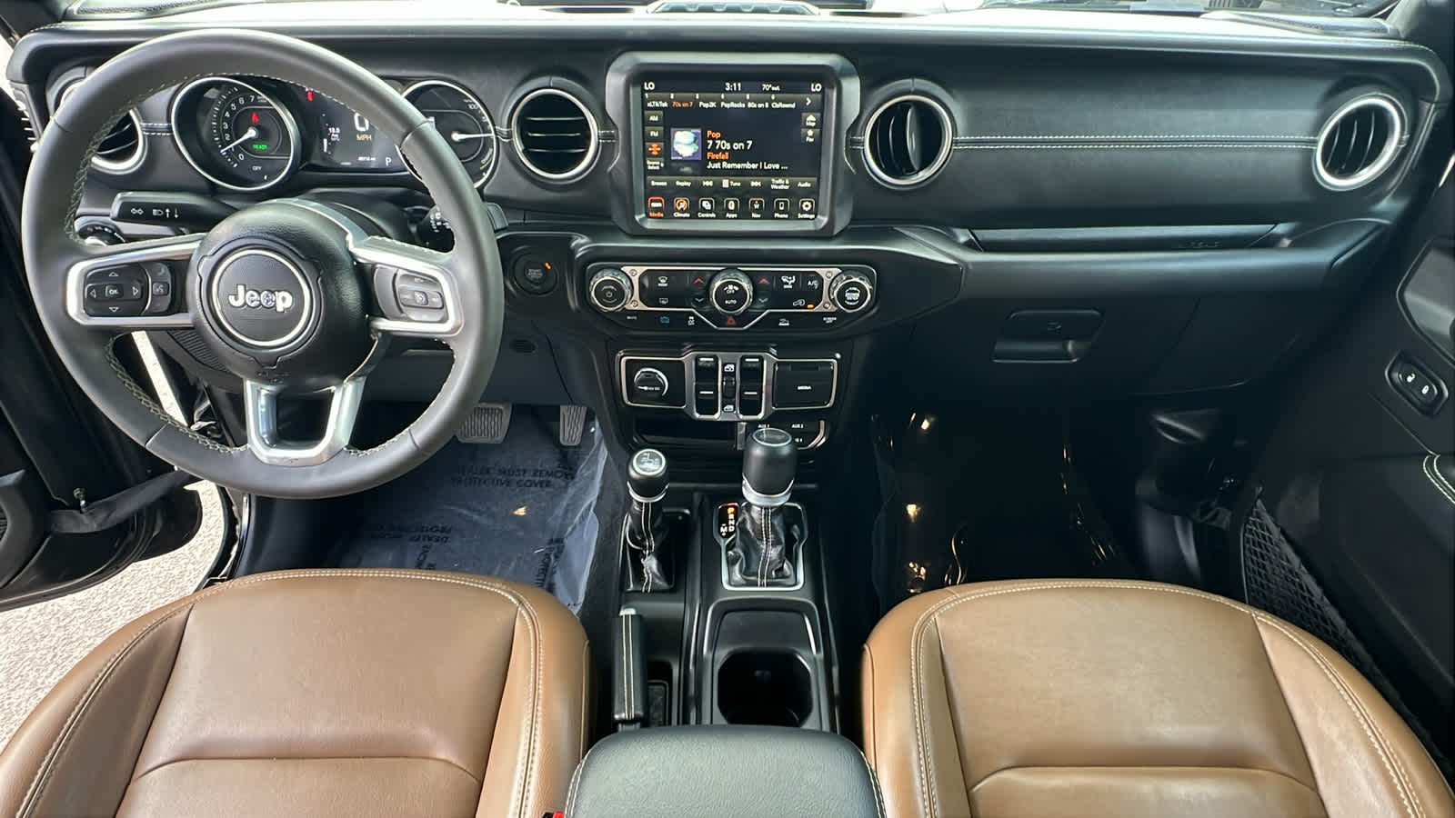 Thumbnail: 2023 Jeep Wrangler - 25
