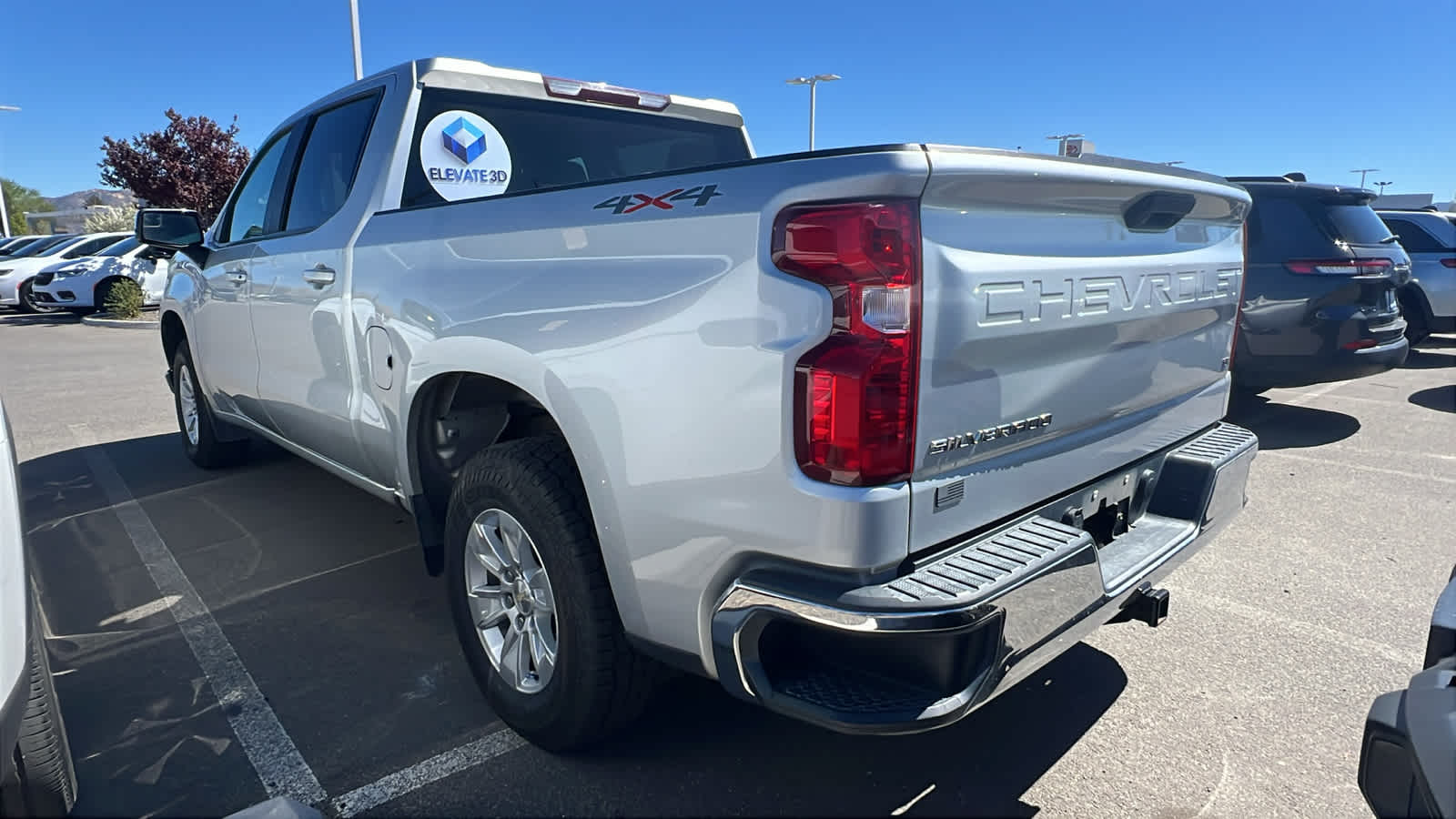 Thumbnail: 2020 Chevrolet Silverado 1500 - 8