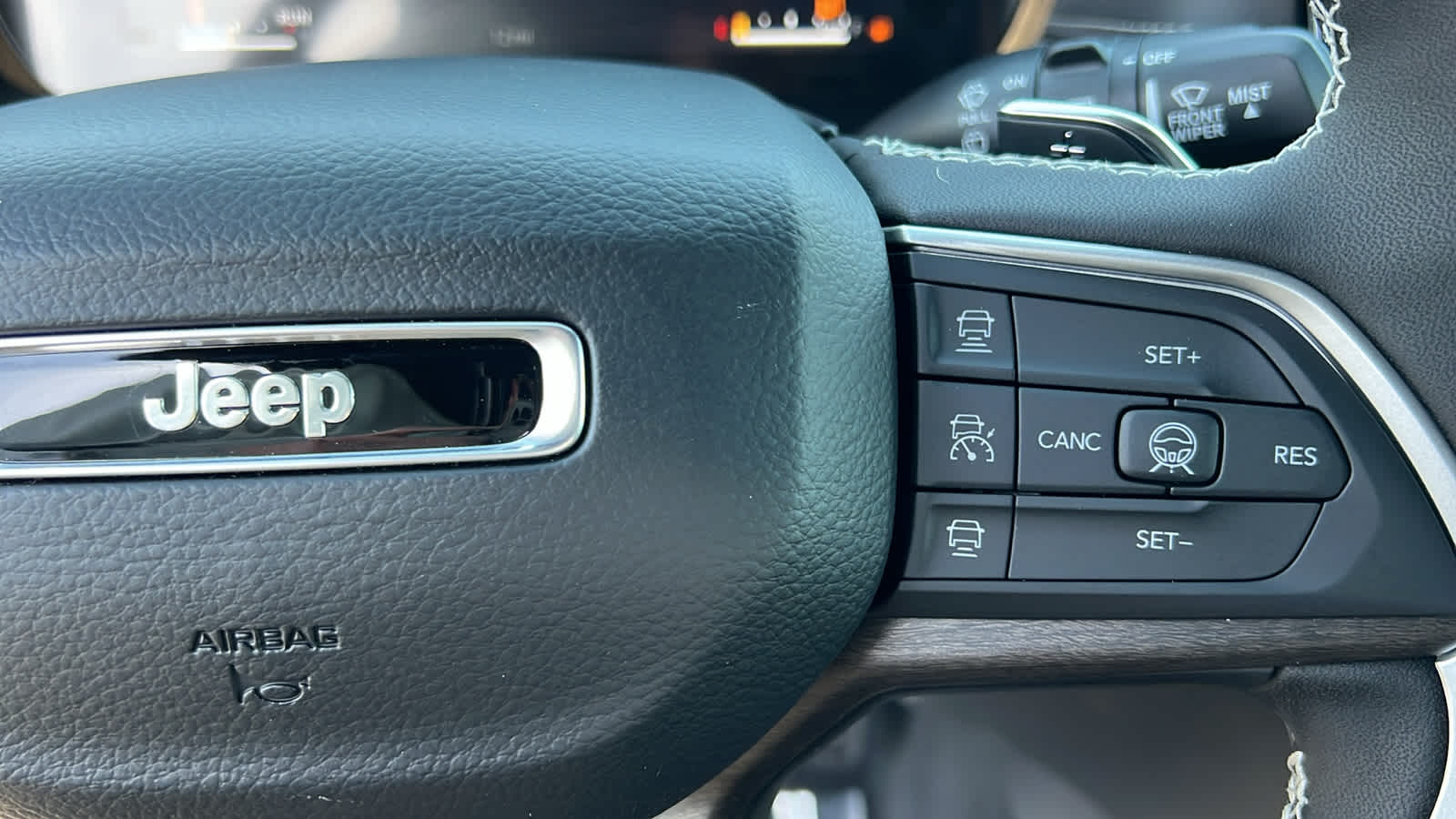 Thumbnail: 2026 Jeep Grand Cherokee - 20