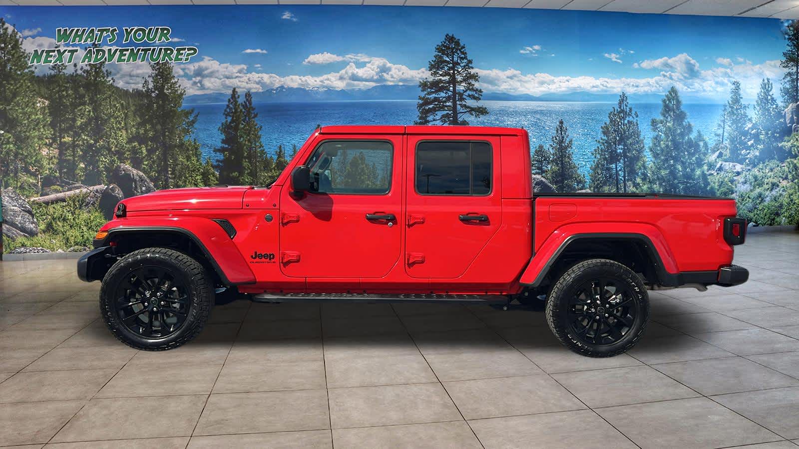 Thumbnail: 2025 Jeep Gladiator - 8