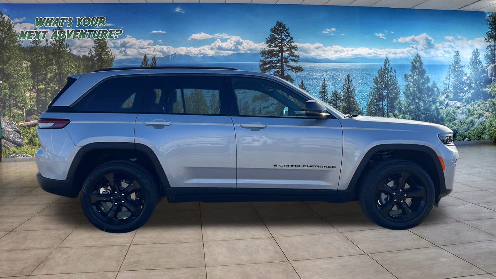 Thumbnail: 2026 Jeep Grand Cherokee - 4