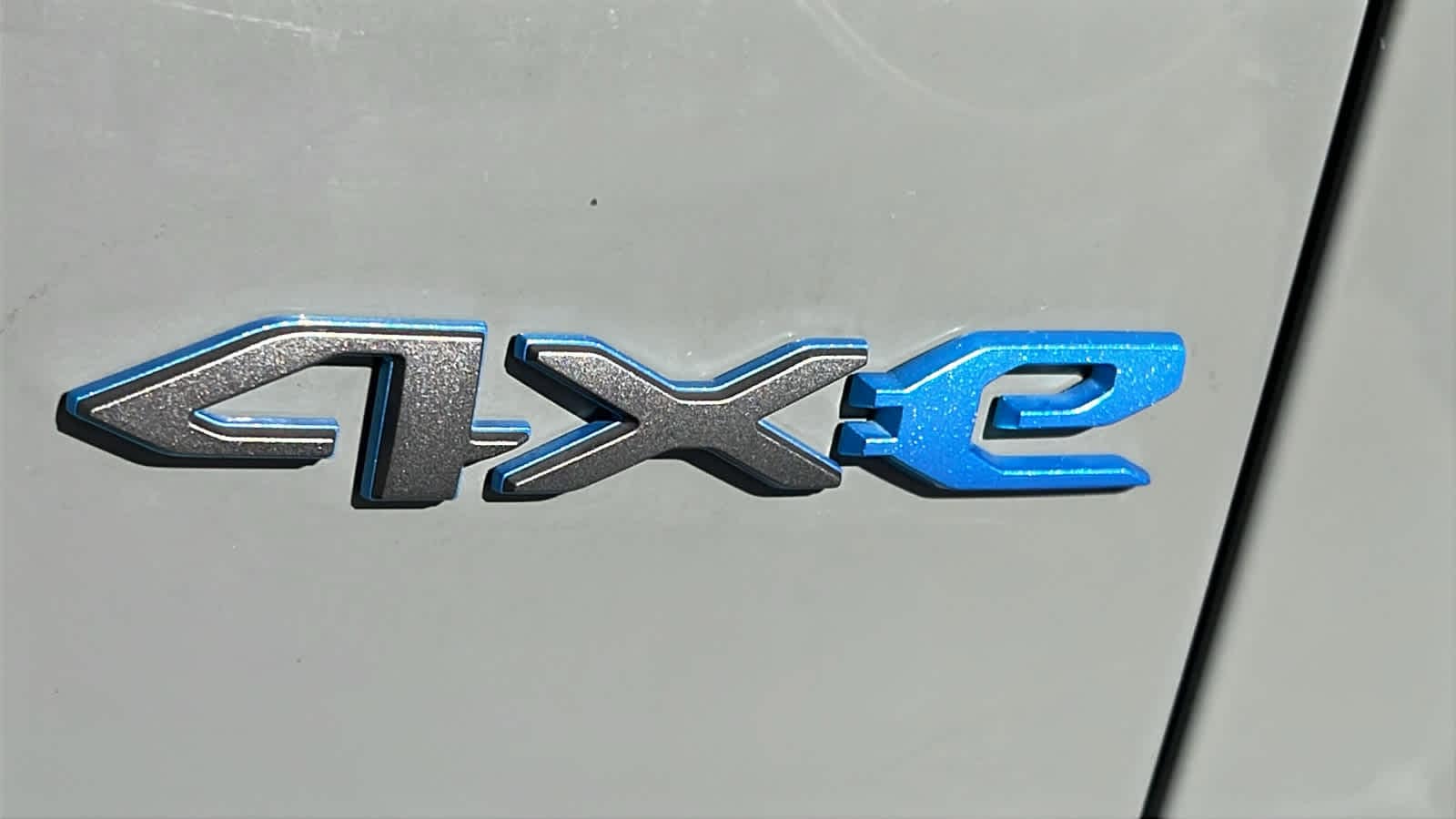 Thumbnail: 2022 Jeep Wrangler - 32