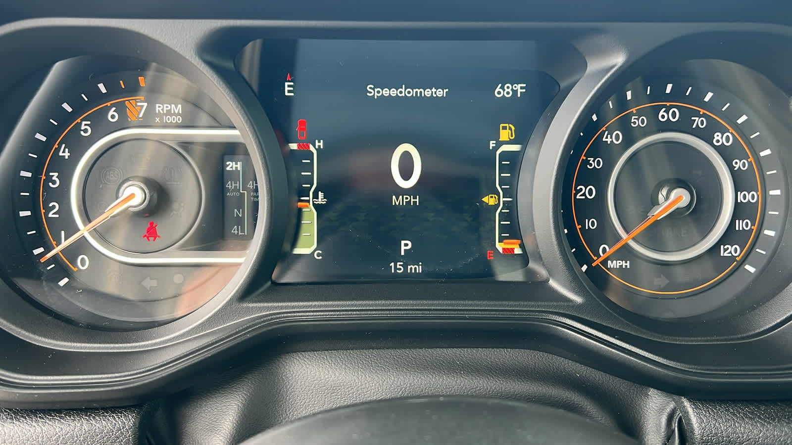 Thumbnail: 2025 Jeep Gladiator - 21