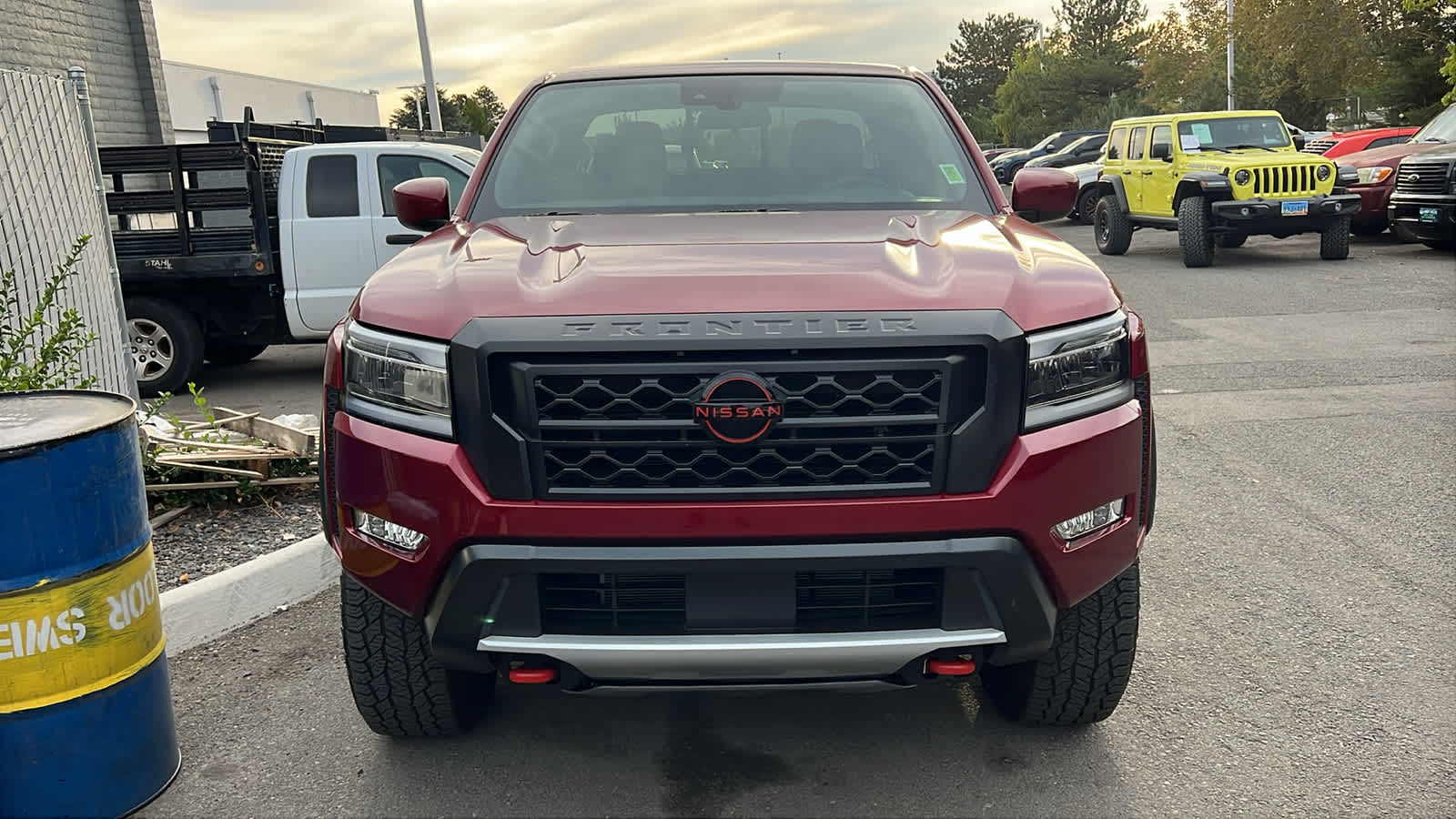 Thumbnail: 2023 Nissan Frontier - 10