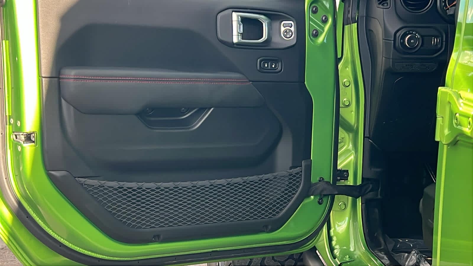 Thumbnail: 2026 Jeep Wrangler - 23