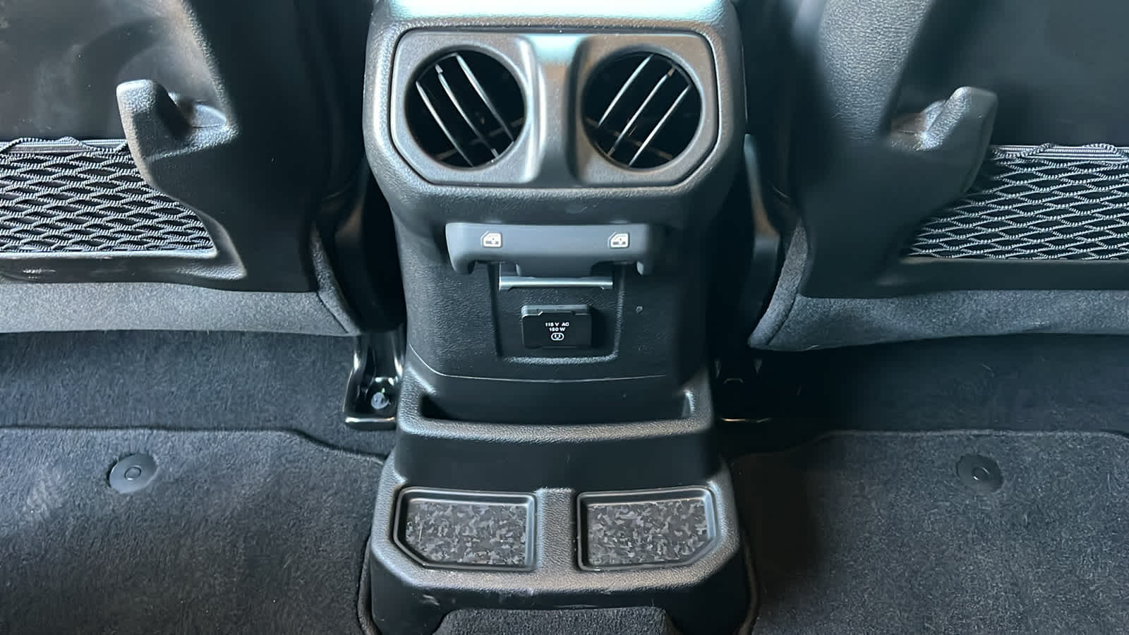 Thumbnail: 2025 Jeep Wrangler - 25