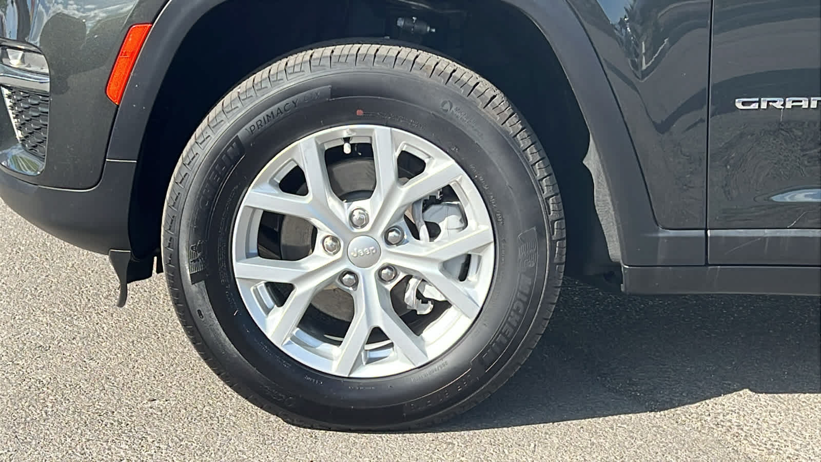 2023 Jeep Grand Cherokee Limited Edition 9