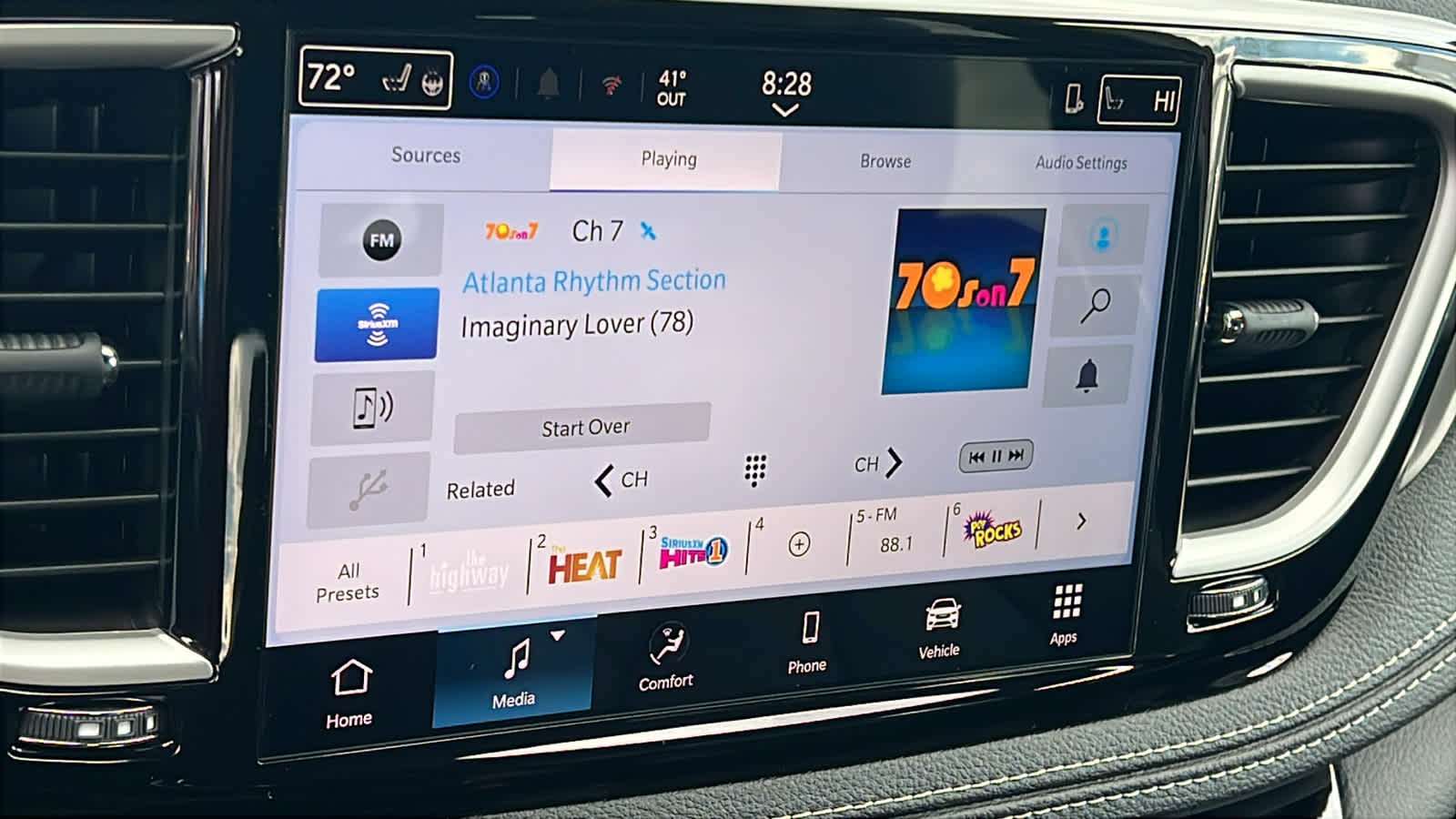 Thumbnail: 2026 Chrysler Pacifica - 15