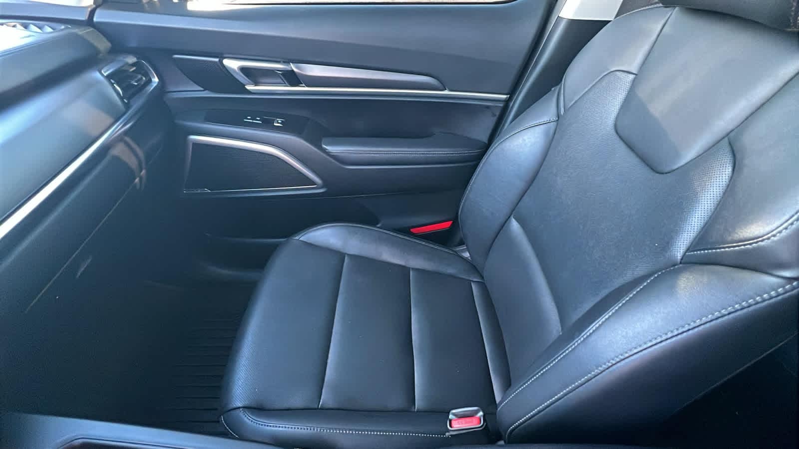 Thumbnail: 2022 Kia Telluride - 12