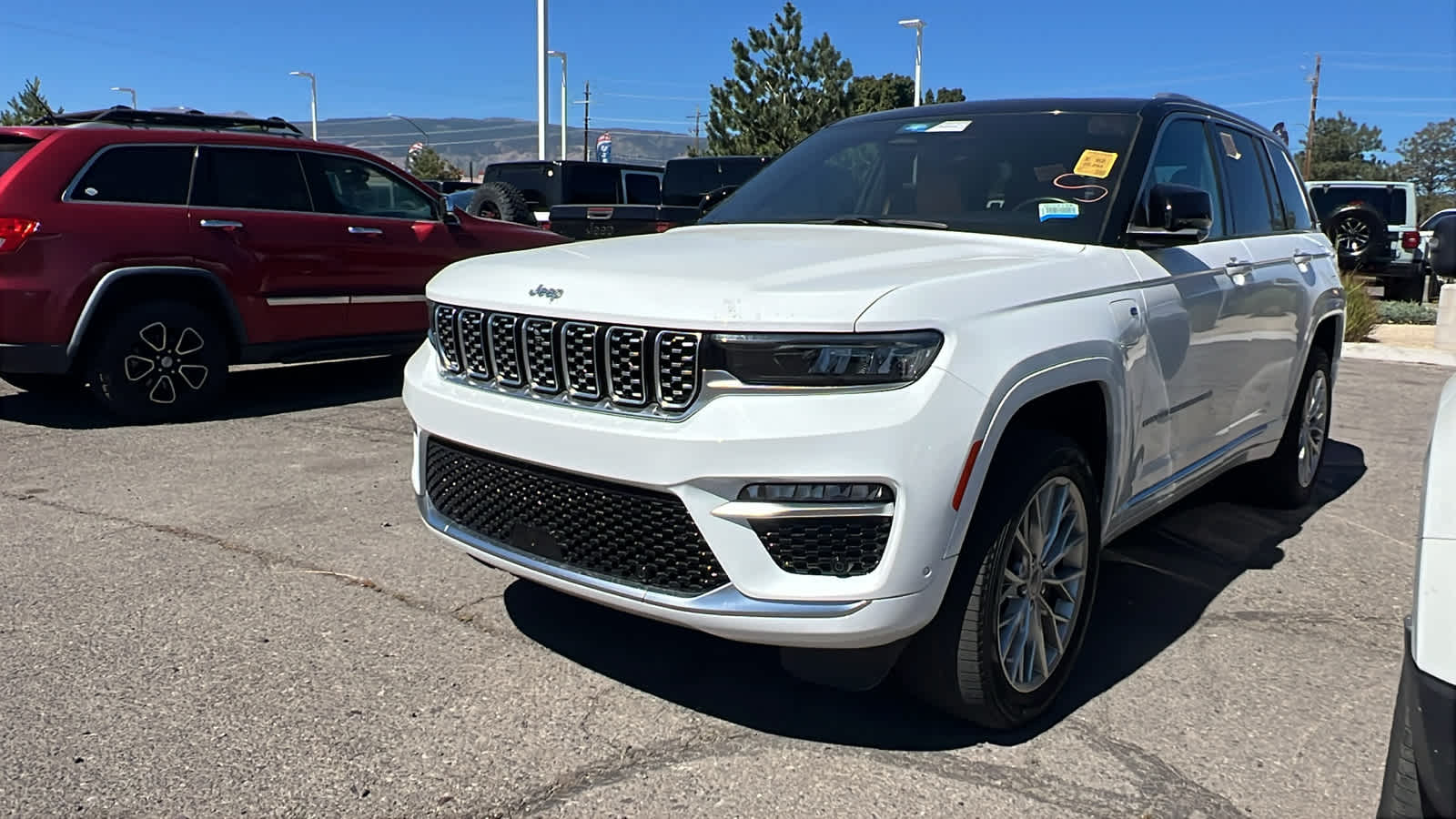Thumbnail: 2023 Jeep Grand Cherokee - 1