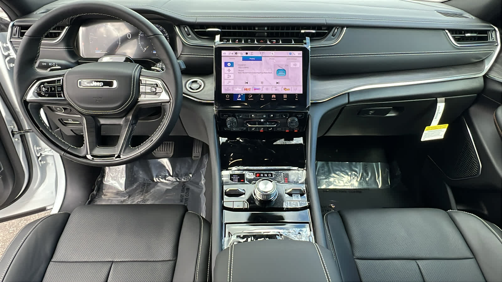Thumbnail: 2025 Jeep Grand Cherokee - 26