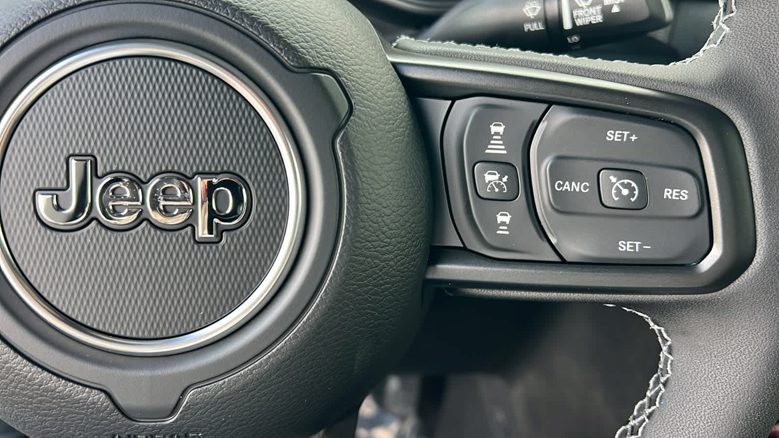 Thumbnail: 2026 Jeep Gladiator - 20
