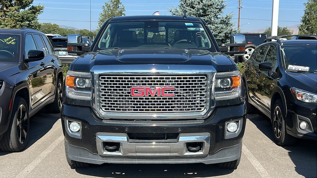Used 2016 GMC Sierra 2500HD Denali Truck Crew Cab