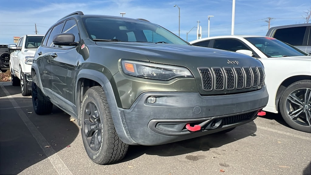 Used 2021 Jeep Cherokee Trailhawk SUV