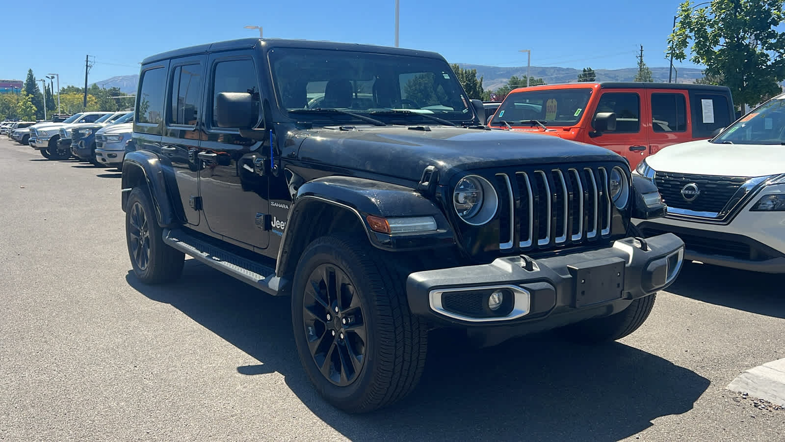 Thumbnail: 2021 Jeep Wrangler - 3