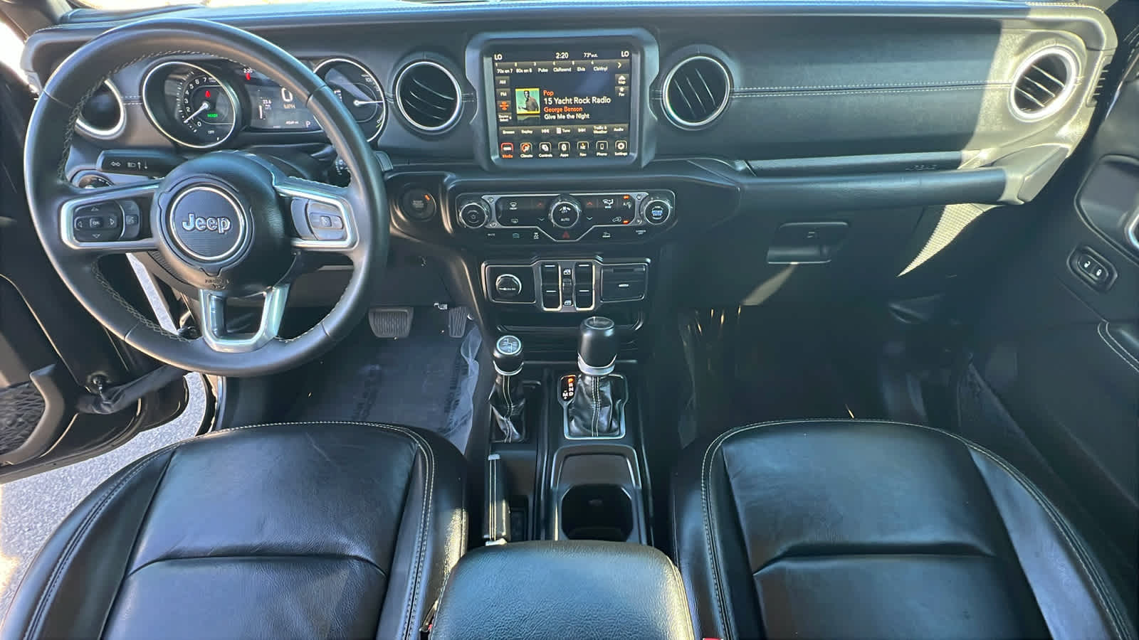 Thumbnail: 2023 Jeep Wrangler - 26