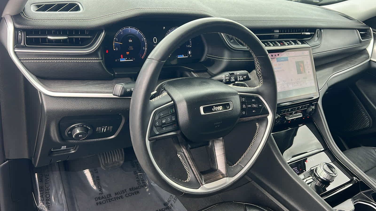 Thumbnail: 2023 Jeep Grand Cherokee - 10