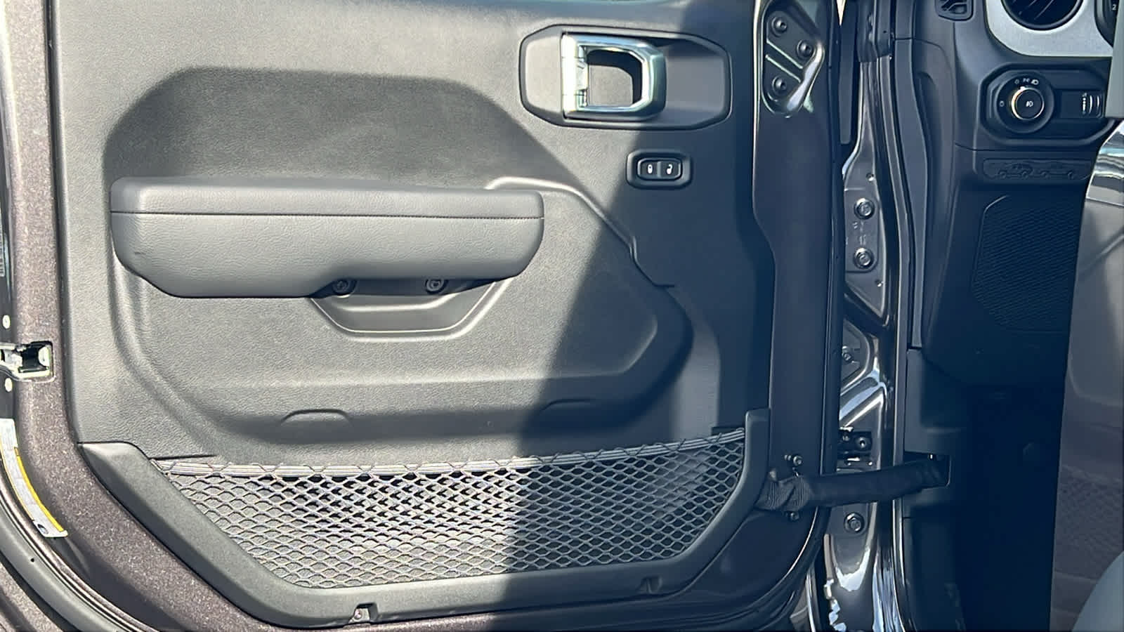 Thumbnail: 2026 Jeep Wrangler - 23