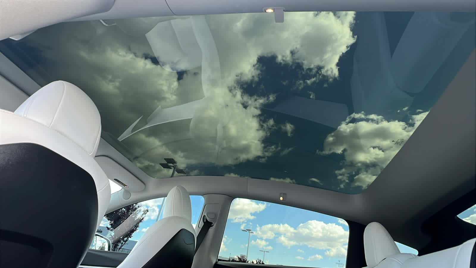 Thumbnail: 2022 Tesla Model Y - 30