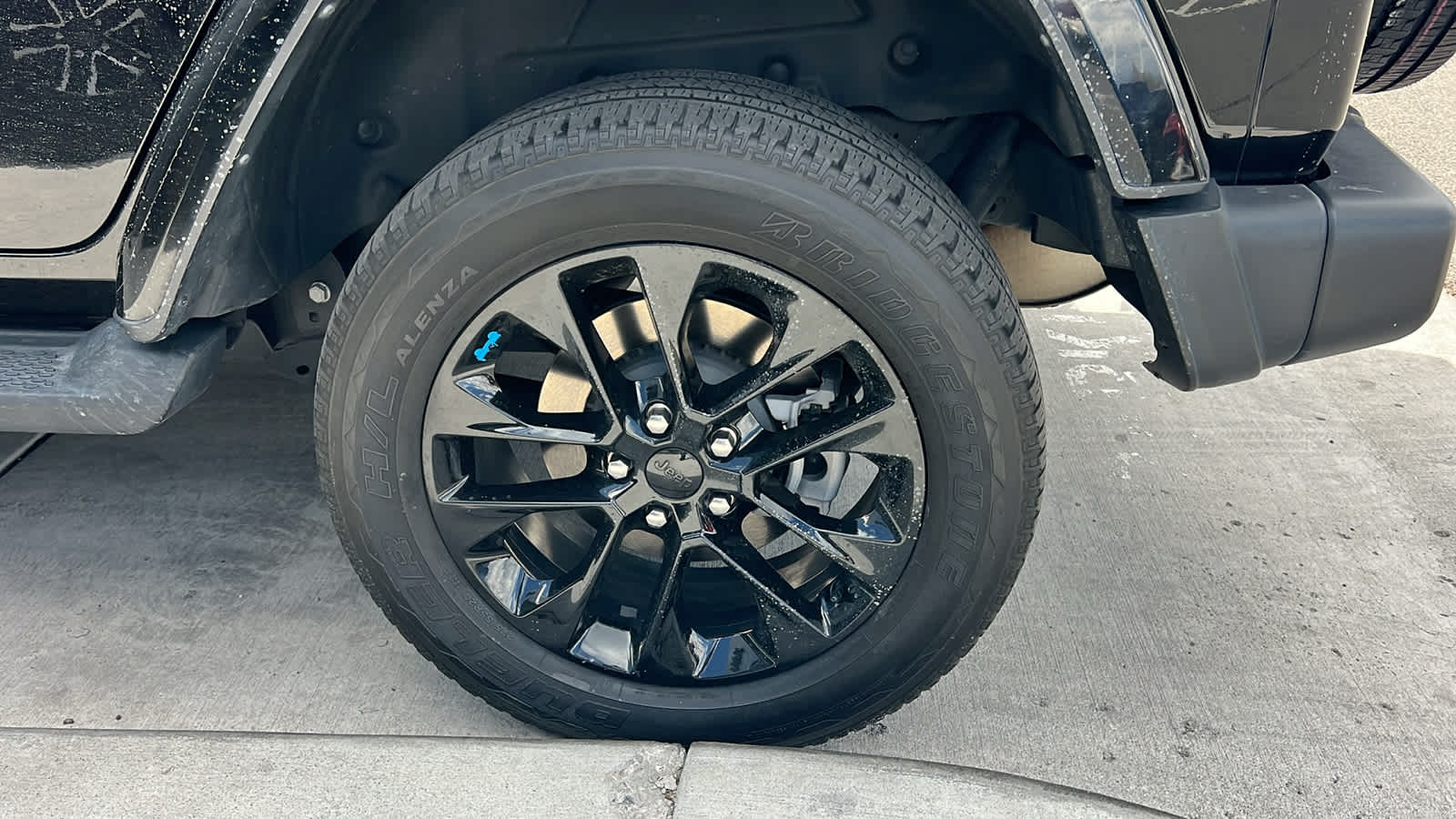 Thumbnail: 2023 Jeep Wrangler - 9