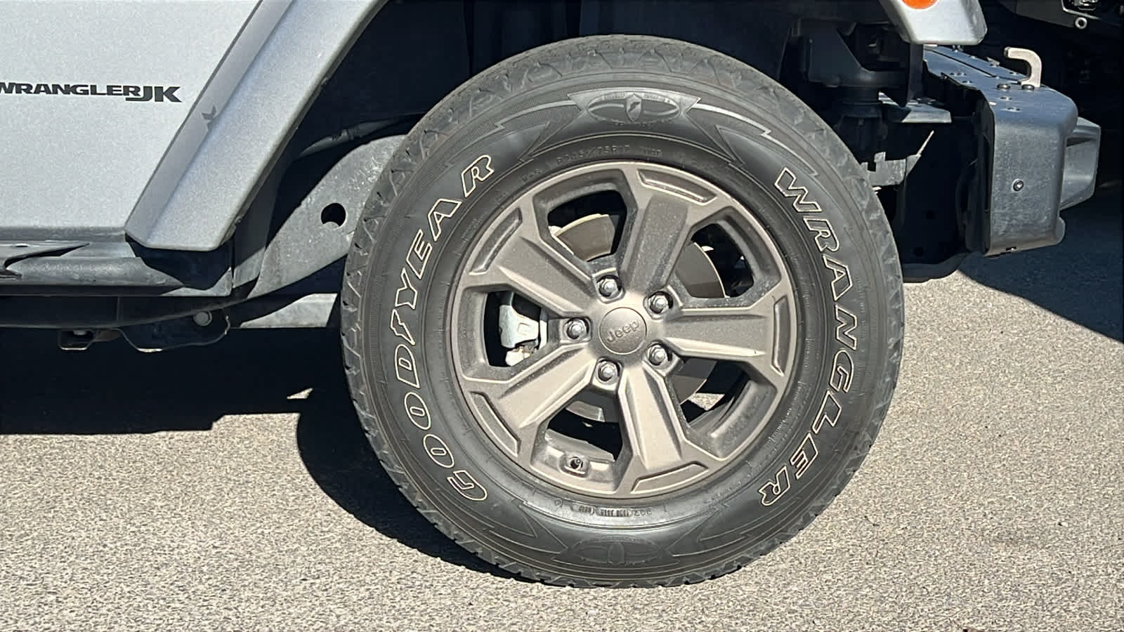 Thumbnail: 2018 Jeep Wrangler - 4
