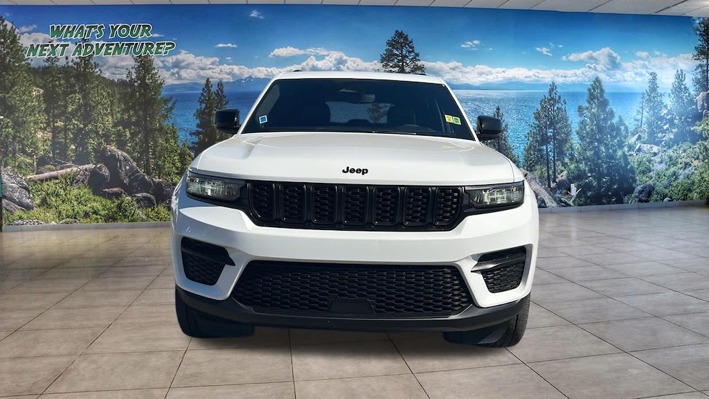 Certified 2023 Jeep Grand Cherokee Altitude SUV