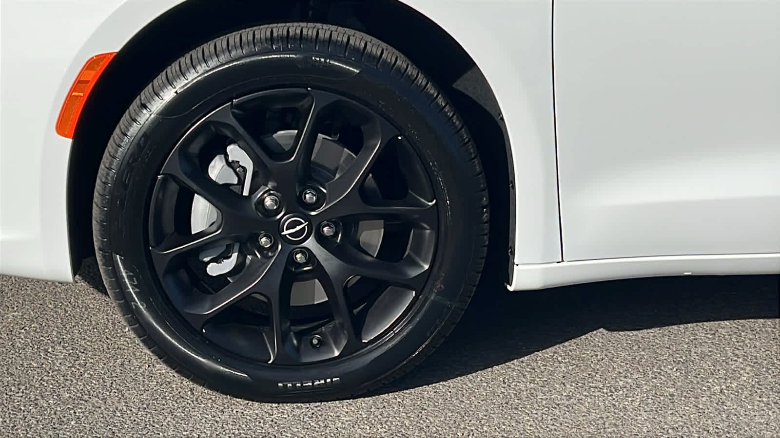 Thumbnail: 2026 Chrysler Pacifica - 9