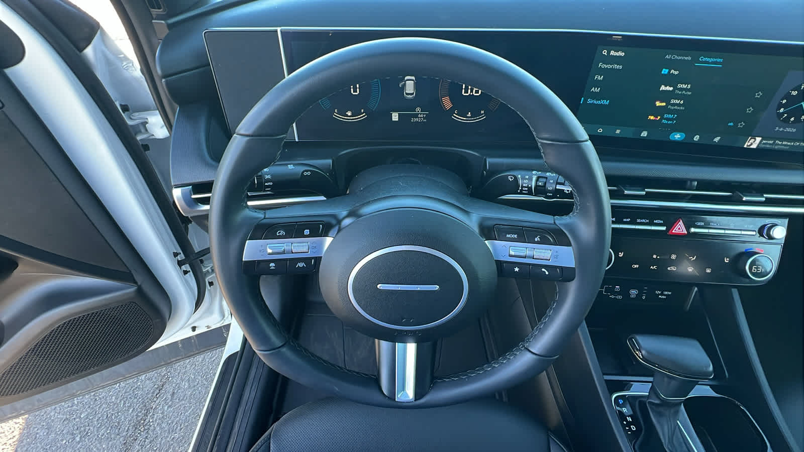 Thumbnail: 2025 Hyundai Tucson - 18