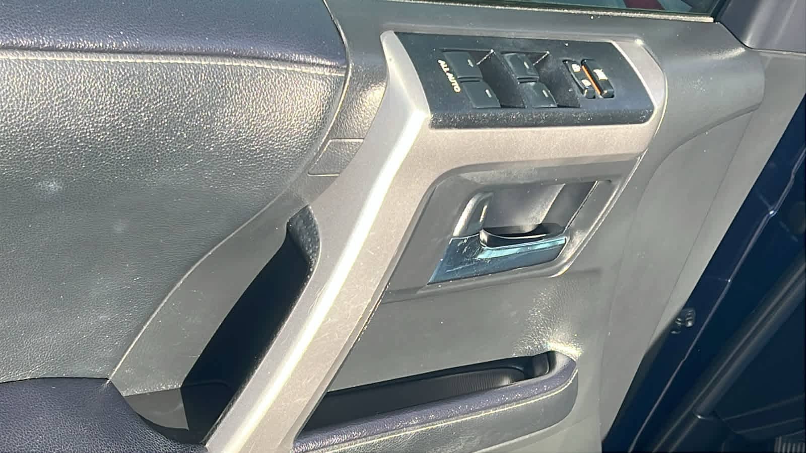 Thumbnail: 2021 Toyota 4Runner - 22