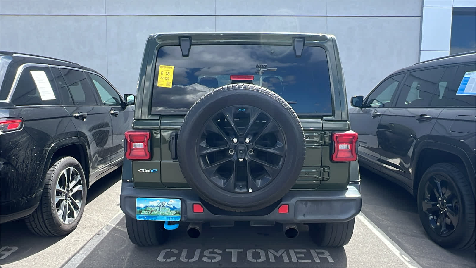 Thumbnail: 2022 Jeep Wrangler - 6