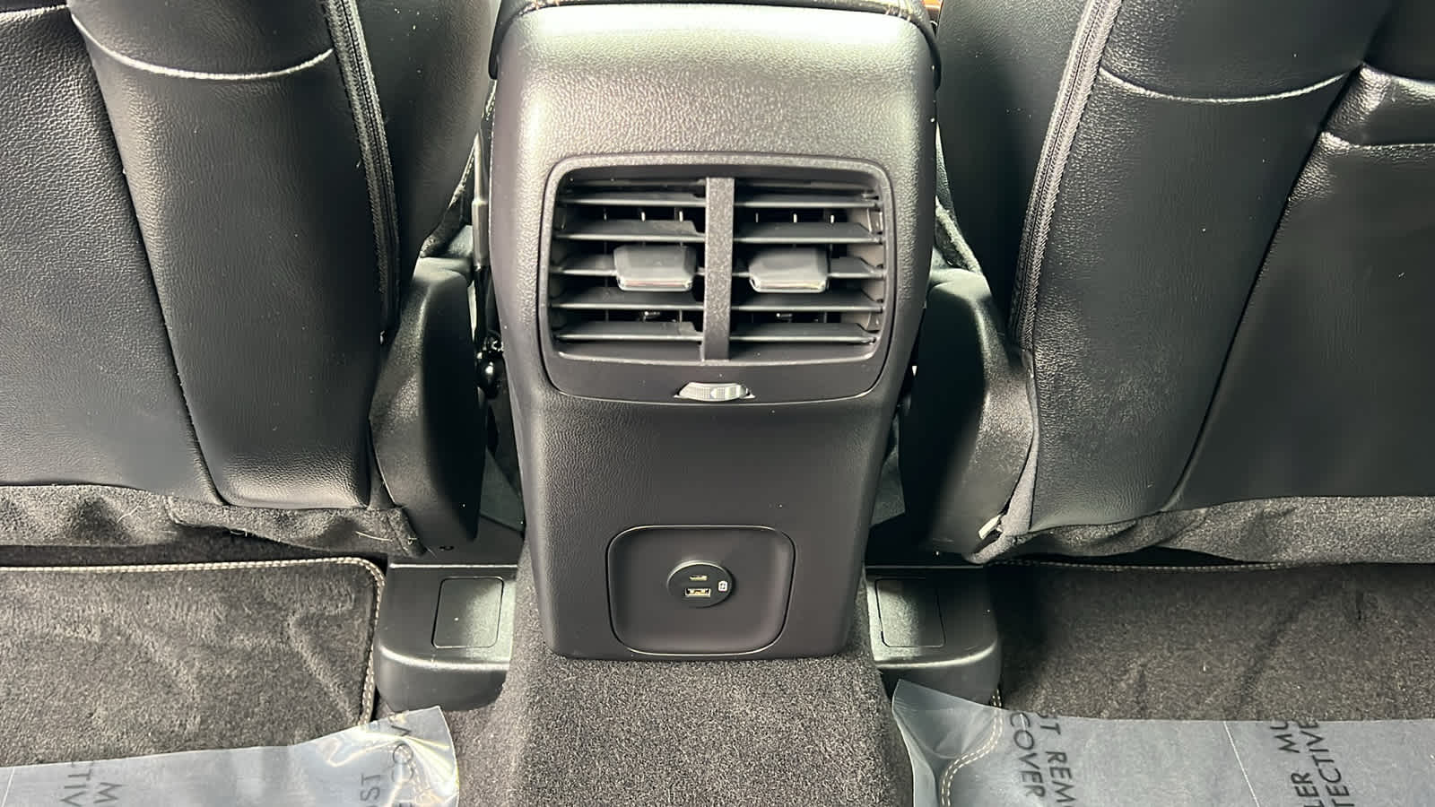 Thumbnail: 2022 Ford Escape - 25