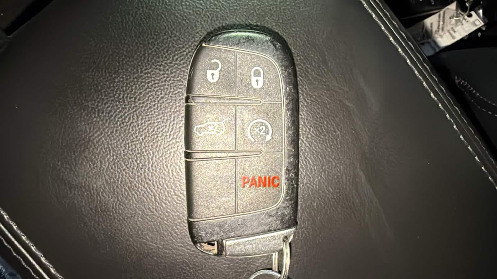 Thumbnail: 2020 Jeep Grand Cherokee - 29