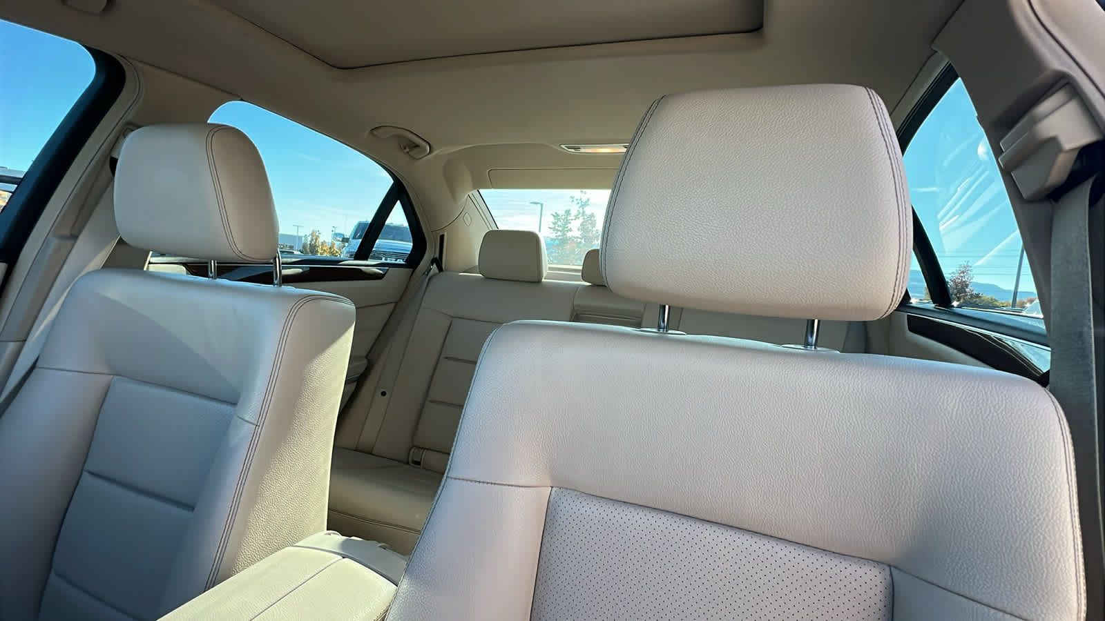 Thumbnail: 2014 Mercedes-Benz E-Class - 11