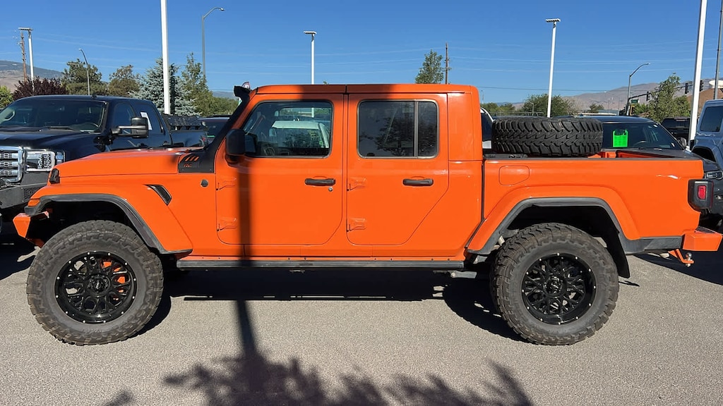 Certified 2025 Jeep Gladiator Sport S Truck Crew Cab