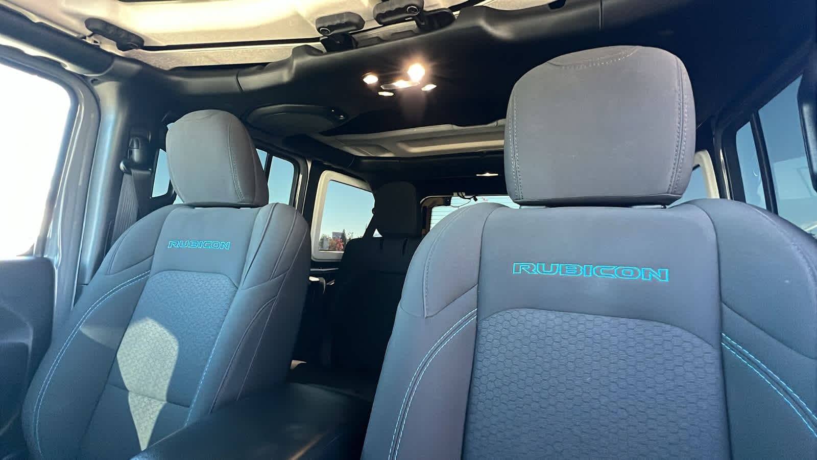 Thumbnail: 2022 Jeep Wrangler - 11