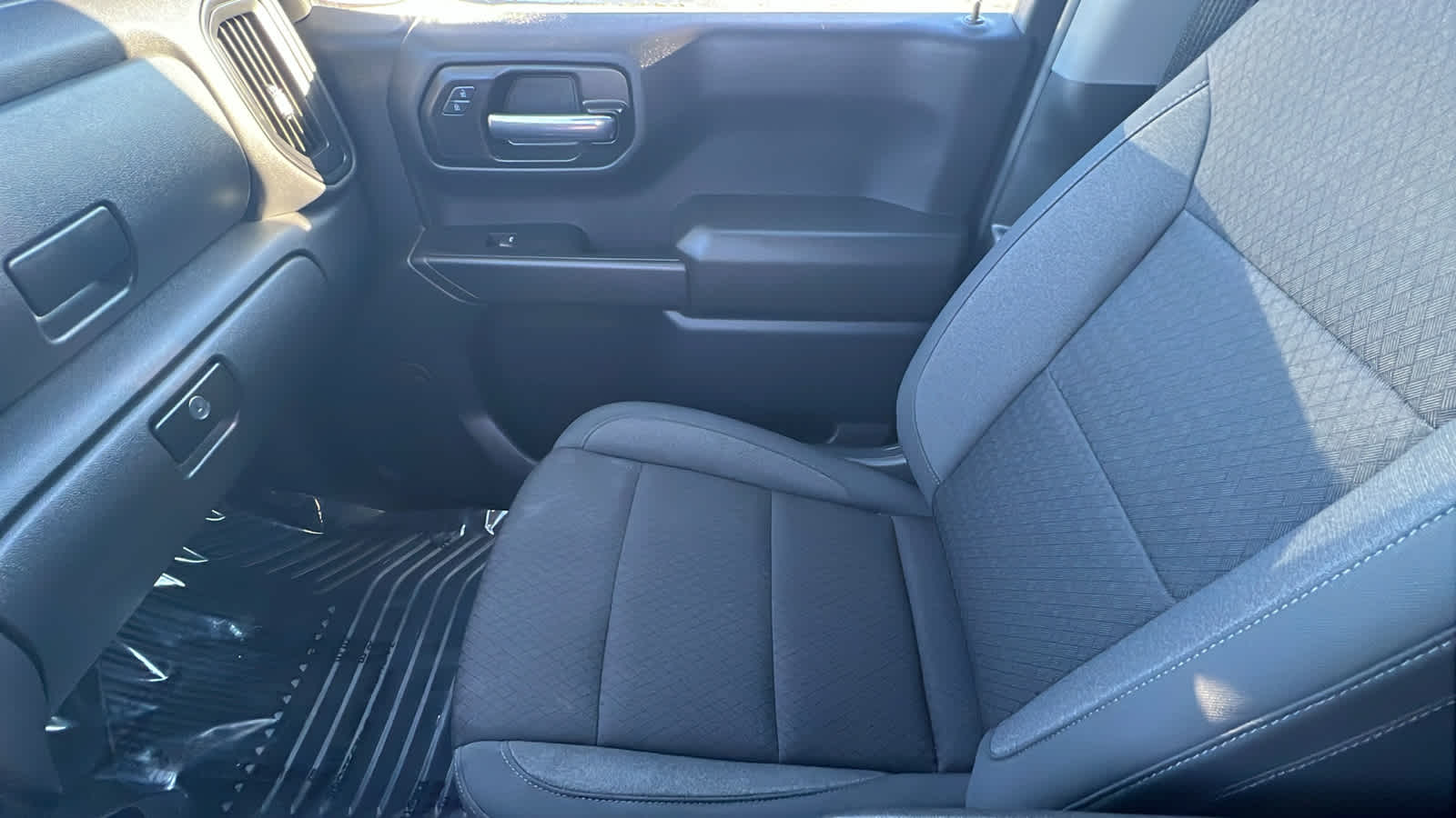 Thumbnail: 2024 Chevrolet Silverado 1500 - 12