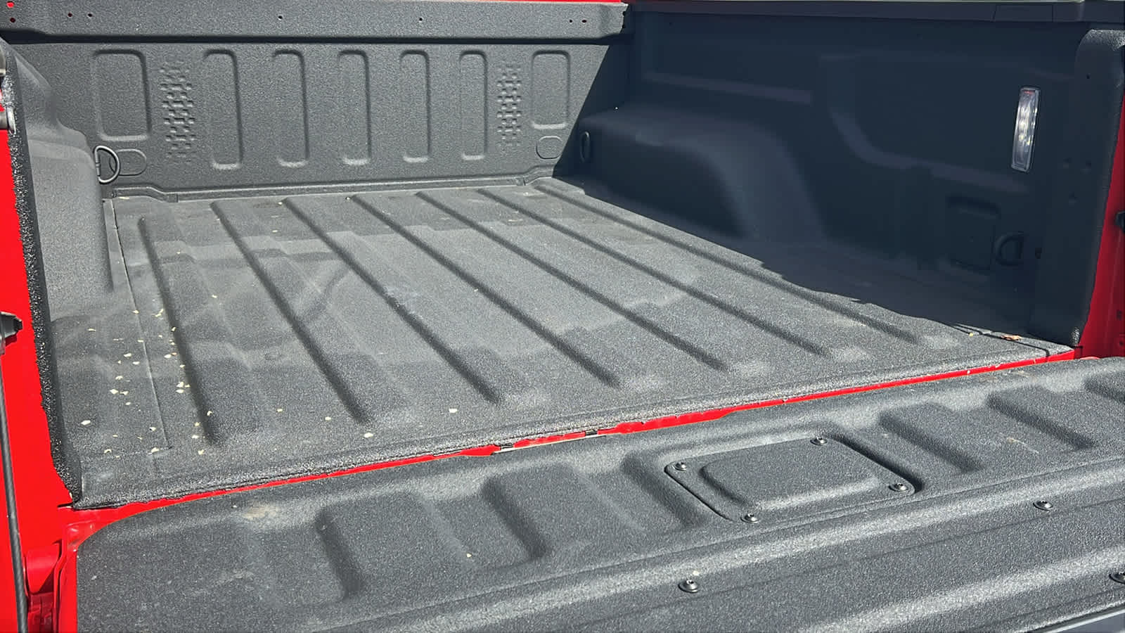 Thumbnail: 2025 Jeep Gladiator - 27